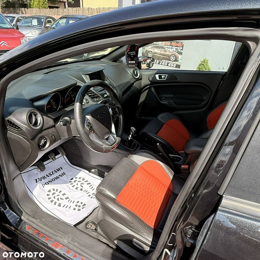 Ford Fiesta - 16