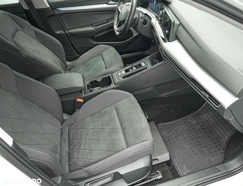 Volkswagen Golf 1.5 eTSI MHEV 150CP DSG Style - 13