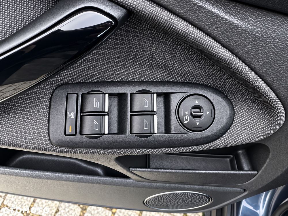 Ford Kuga 2.0 TDCi Titanium - 32