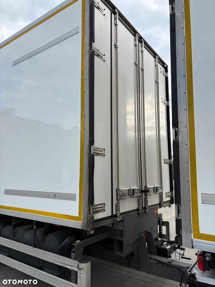 Mercedes-Benz Actros - 10
