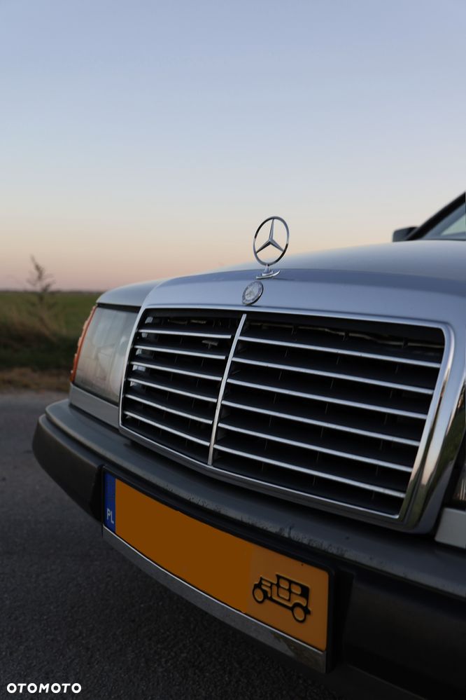 Mercedes-Benz W124 (1984-1993) - 14