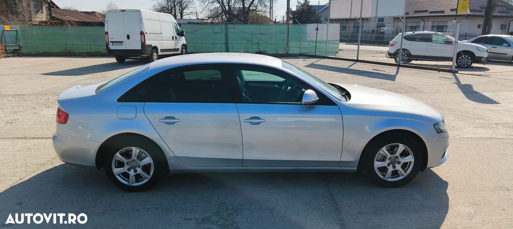 Audi A4 2.0 TDI DPF Ambiente - 3