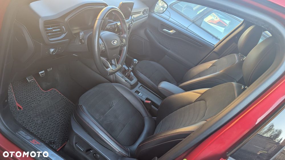 Ford Kuga 1.5 EcoBoost FWD ST-Line - 4