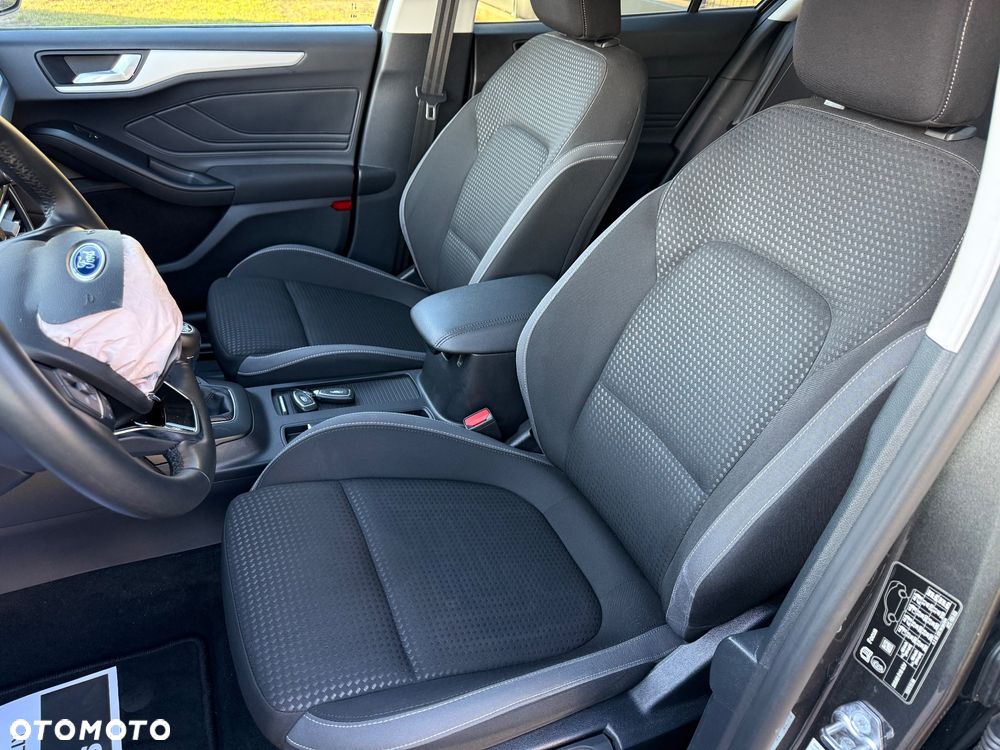 Ford Focus 1.0 EcoBoost Hybrid COOL&CONNECT - 18