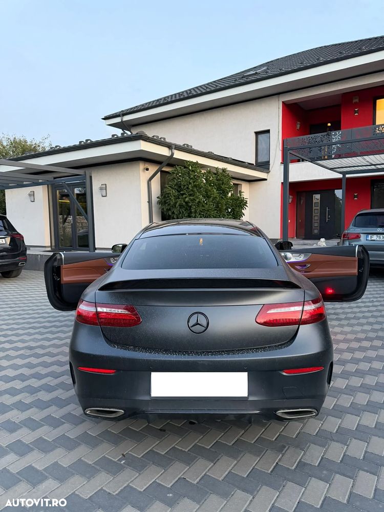 Mercedes-Benz E 400 4MATIC - 5