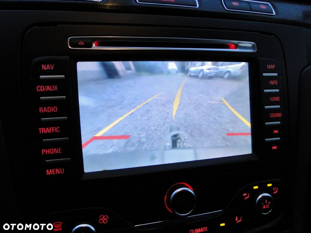Ford Galaxy 2.0 TDCi Gold X - 27