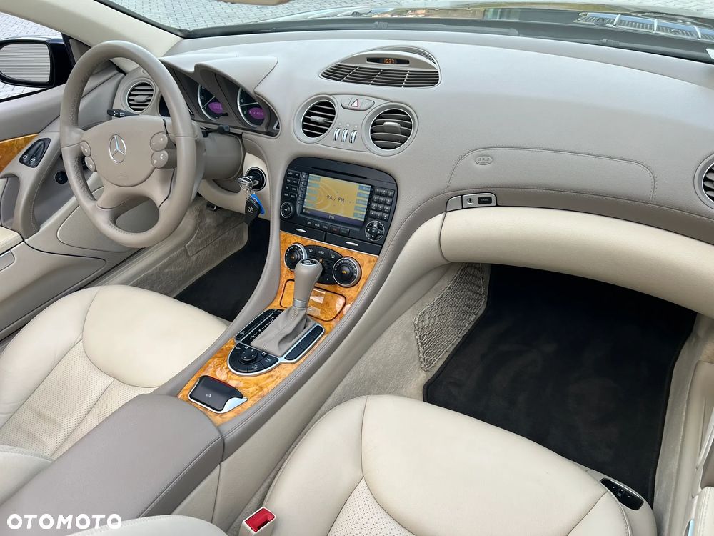 Mercedes-Benz SL 500 7G-TRONIC - 33