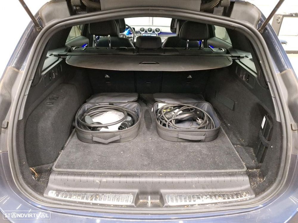 Mercedes-Benz C 300 e AMG Line - 36