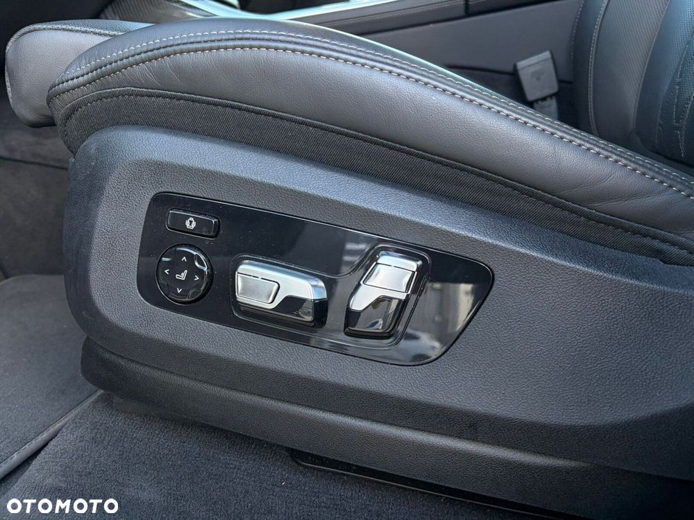 BMW X7 - 17