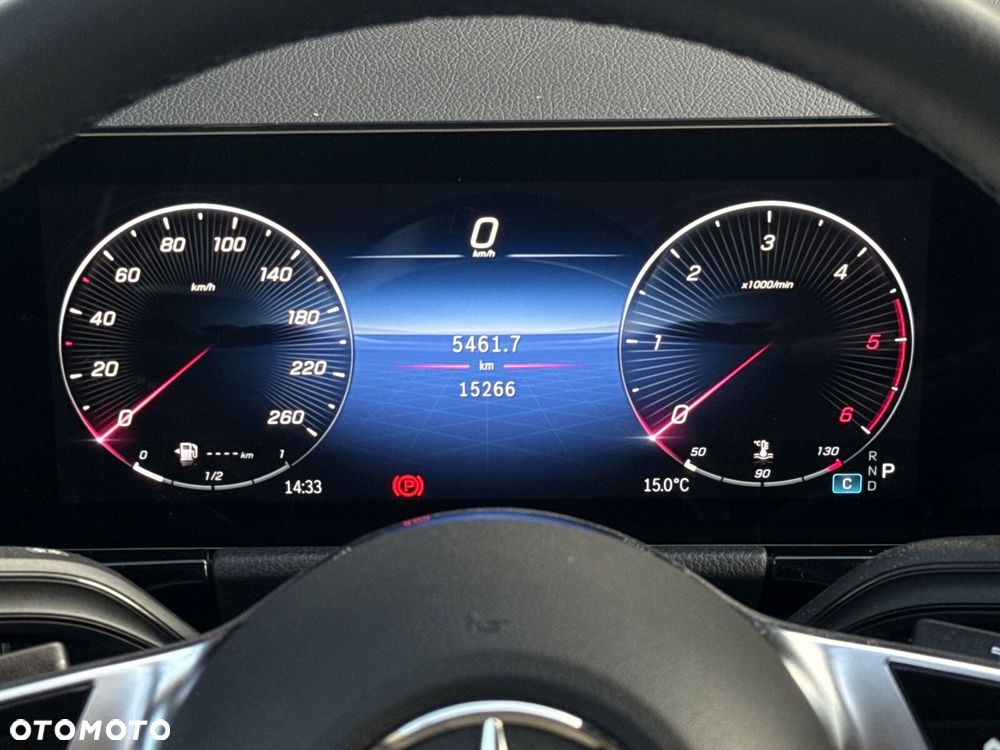 Mercedes-Benz GLA 200 d 4-Matic Progressive 8G-DCT - 15