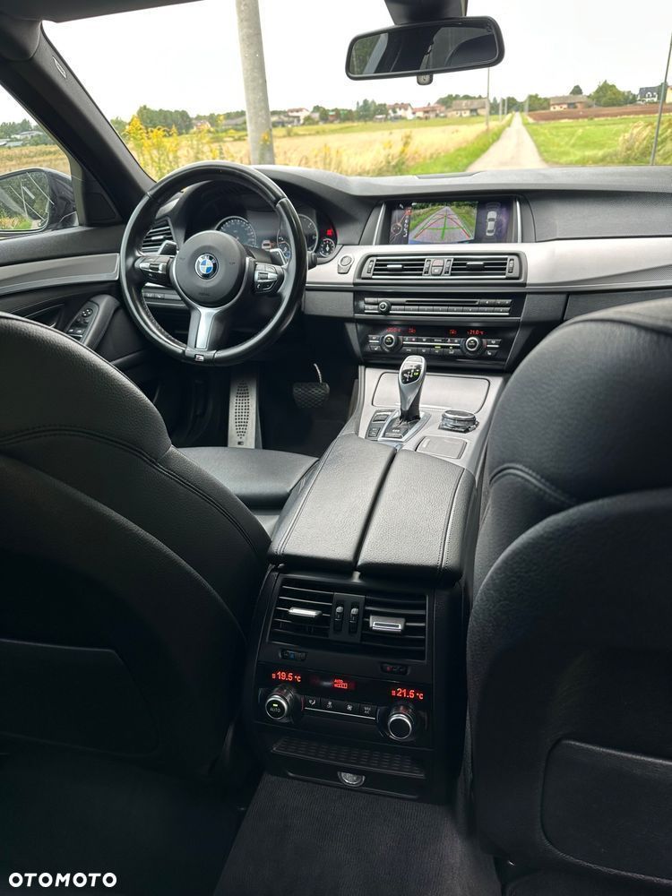 BMW Seria 5 530d xDrive - 11