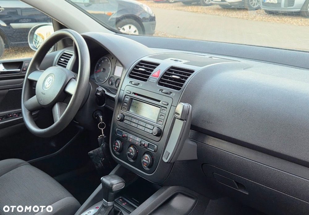 Volkswagen Golf - 20