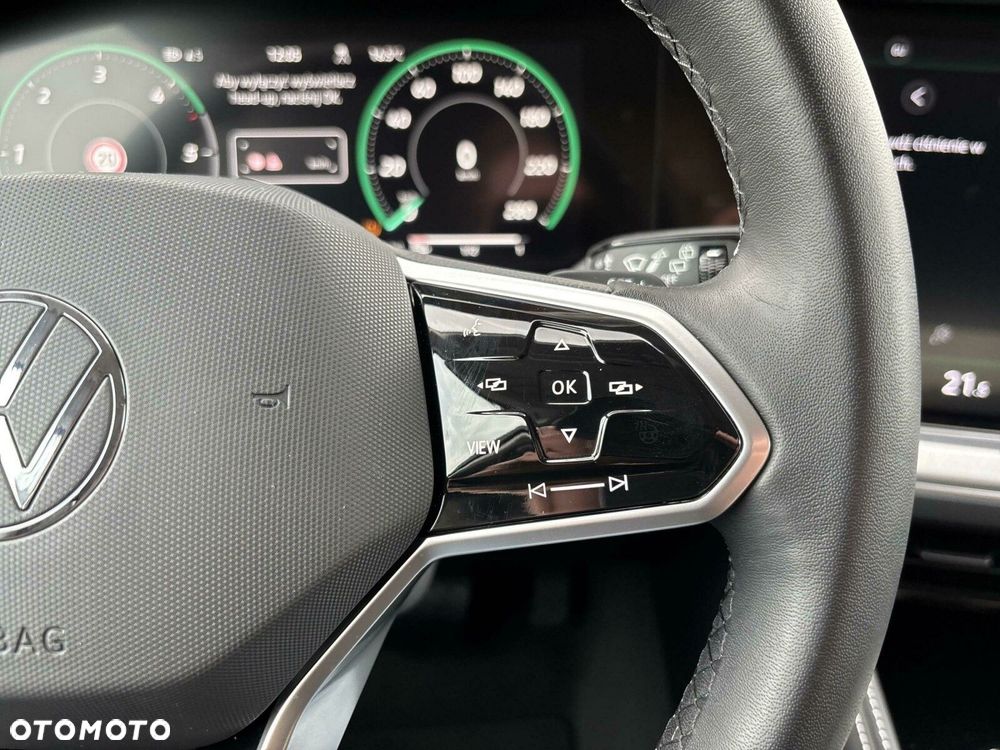 Volkswagen Touareg - 30