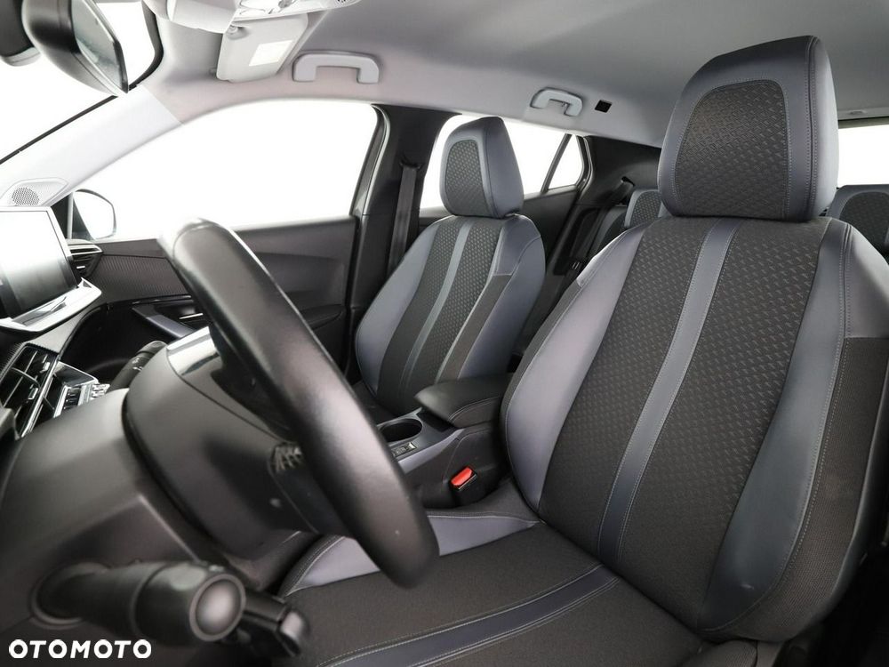 Peugeot 2008 1.2 Pure Tech Allure S&S - 14