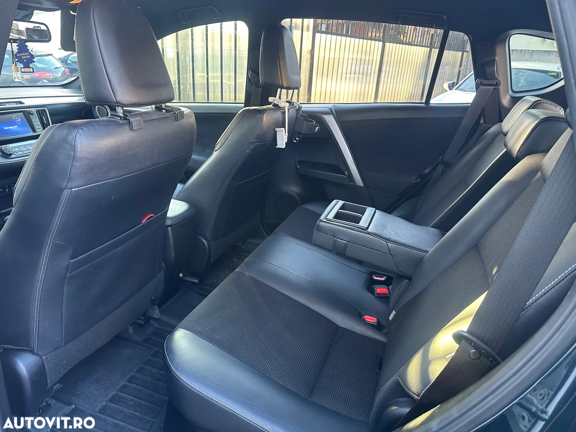 Toyota RAV4 2.5 4x4 Hybrid Style Selection - 17