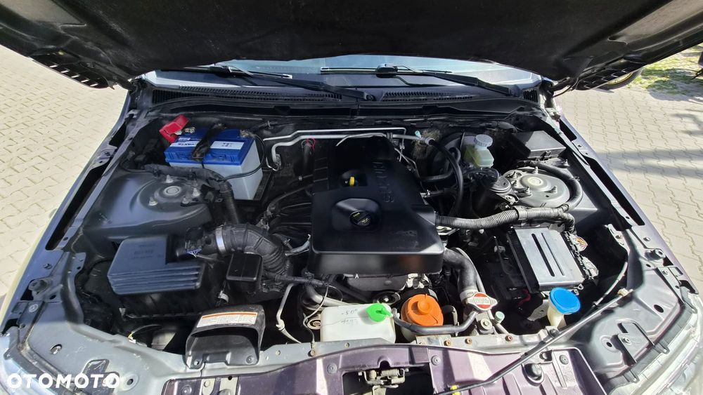 Suzuki Grand Vitara 2.0 De Luxe - 9