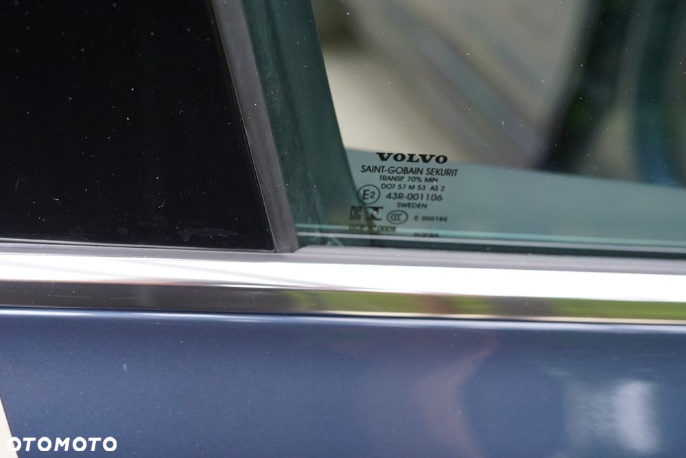 Volvo XC 90 - 22