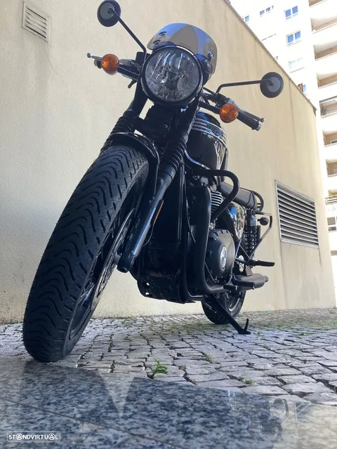 Triumph Bonneville Black Edition - 4