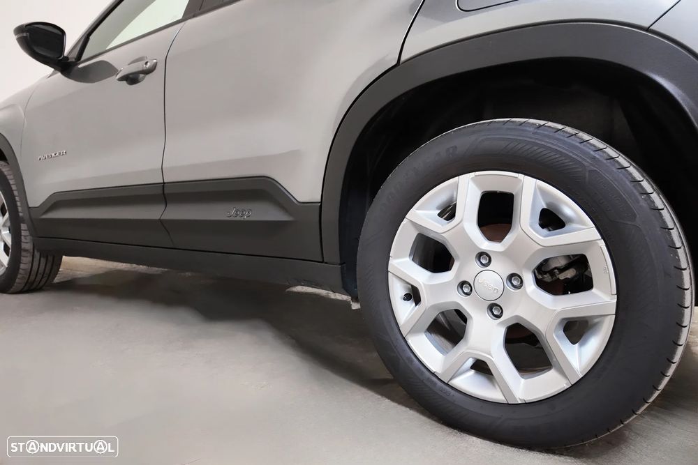 Jeep Avenger 1.2 GSE T3 Altitude - 12