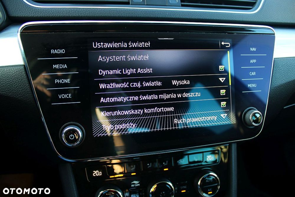 Skoda Superb 2.0 TSI Style DSG - 37