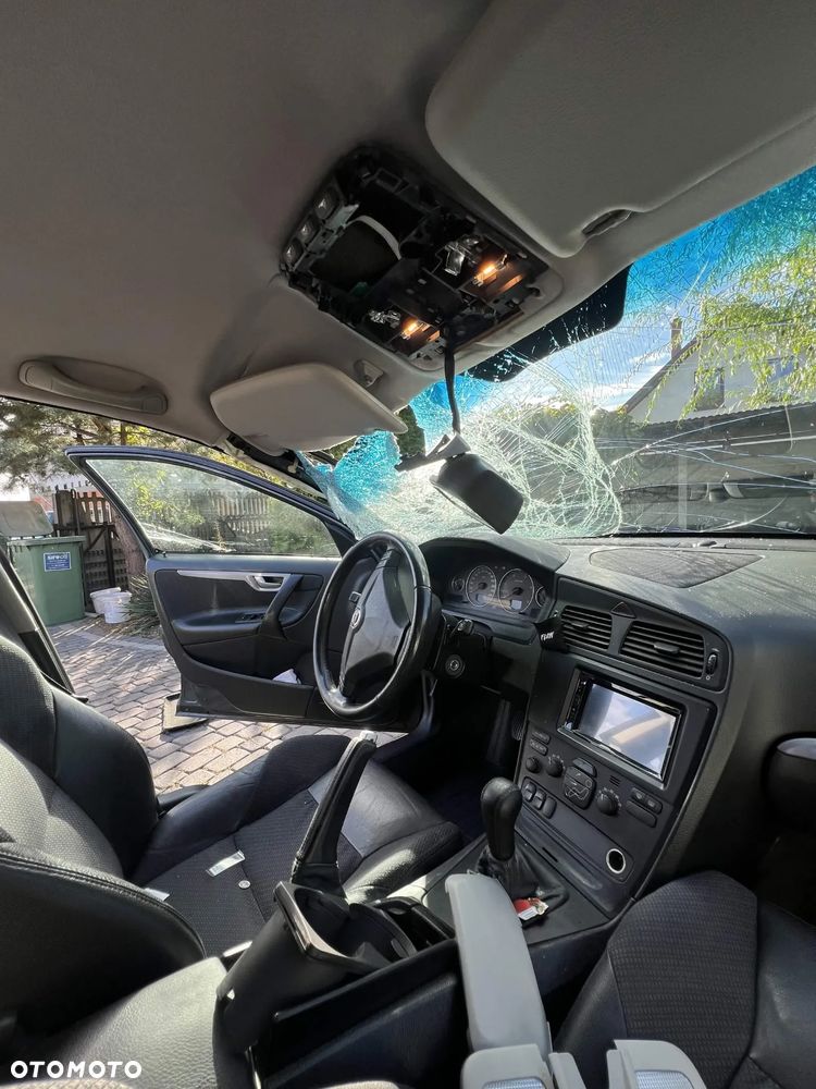 Volvo S60 2.4 D5 - 16