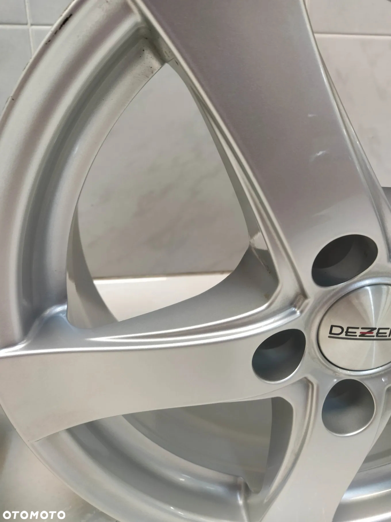 FORD C-MAX FORD FOCUS 6,5X16 FELGI DEZENT R16 5X108 ET50 - 4