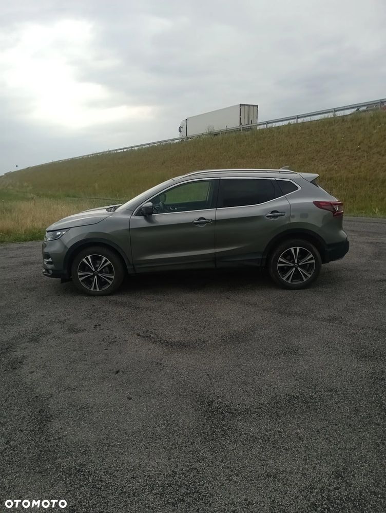 Nissan Qashqai - 2