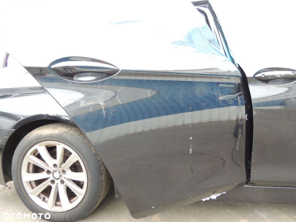 Drzwi prawy tył BMW 520D F10 '11 - 1
