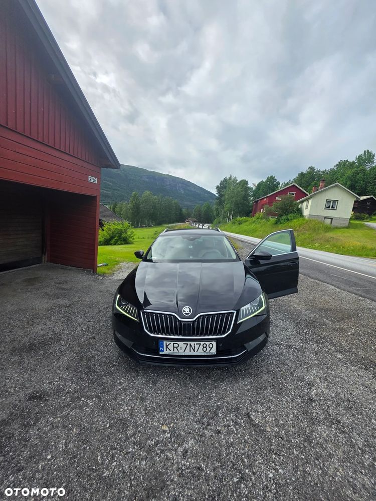 Skoda Superb 1.8 TSI L&K - 1