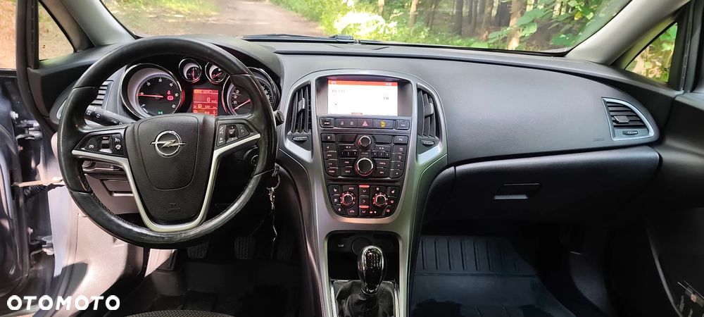 Opel Astra 2.0 CDTI Cosmo - 5