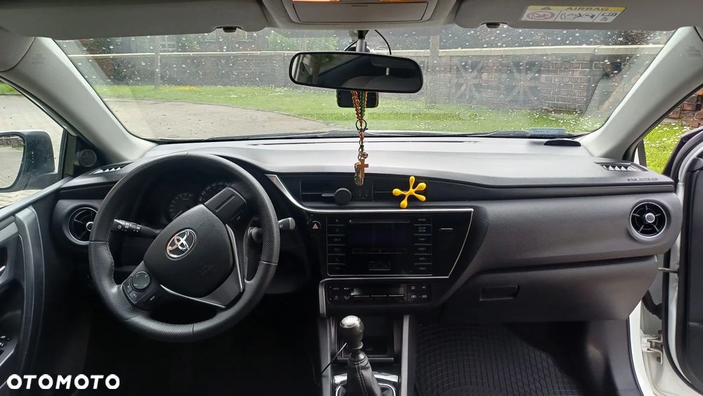 Toyota Auris 1.33 VVT-i Active - 7