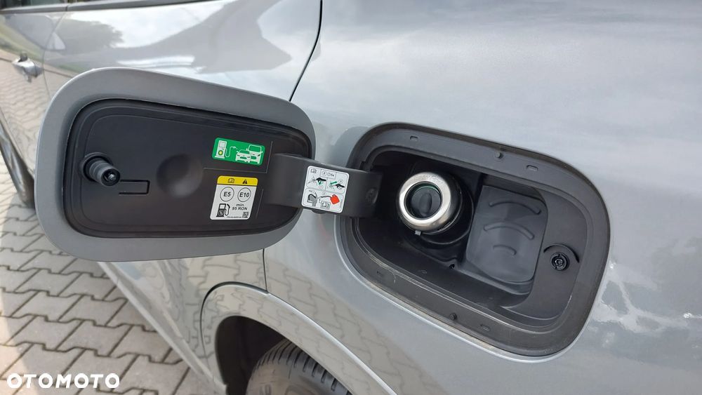 Ford Kuga 1.5 EcoBoost FWD ST-Line X - 11