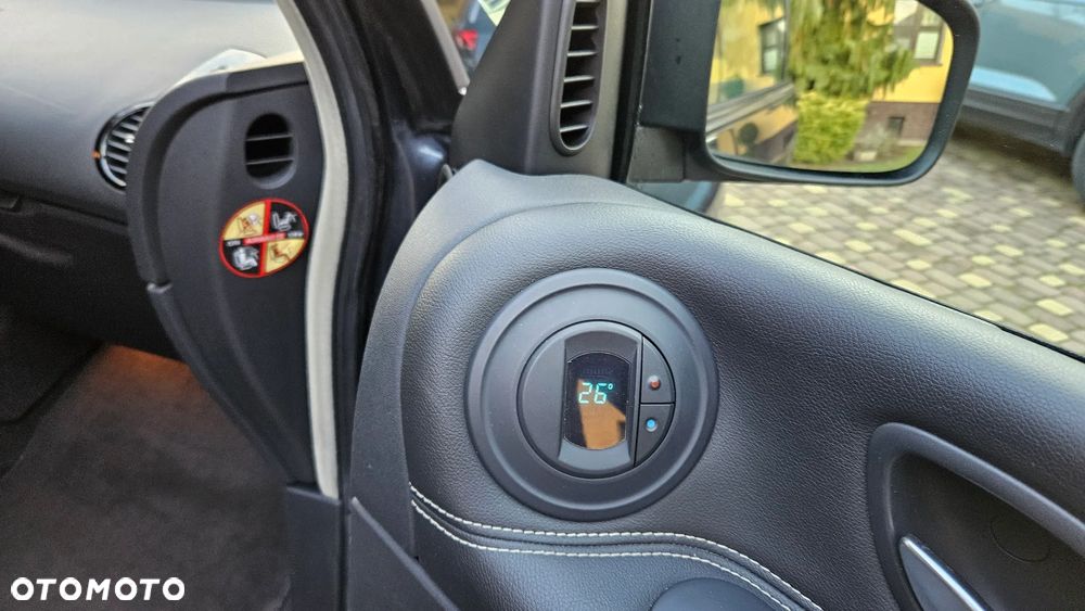 Renault Grand Espace 2.0 dCi 150 FAP Celsium - 21