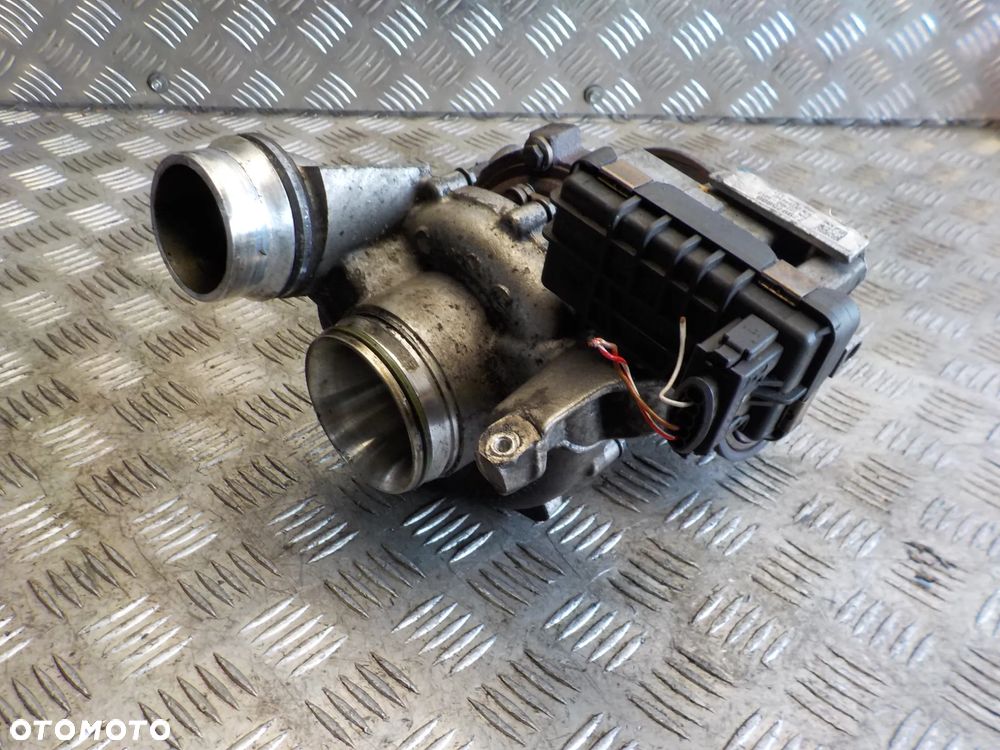 BMW E90 E91 E92 3.0D TURBINA TURBOSPRĘŻARKA 777853 - 3