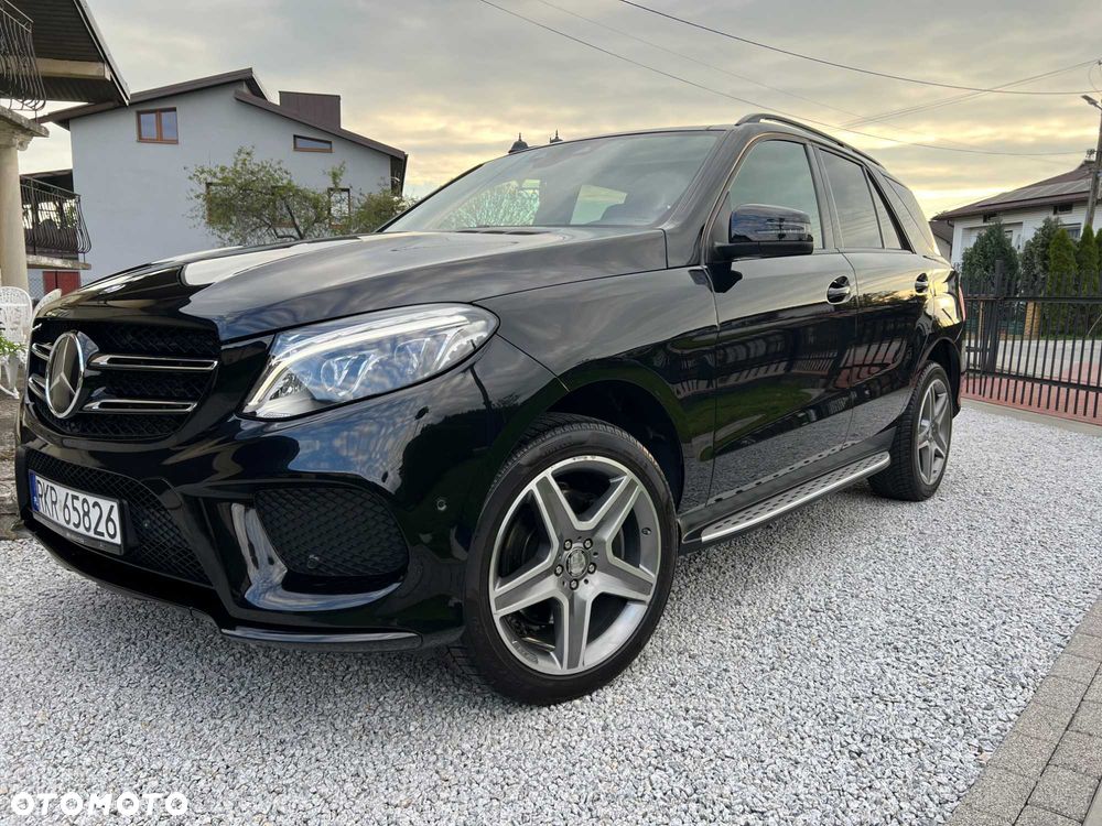 Mercedes-Benz GLE - 1