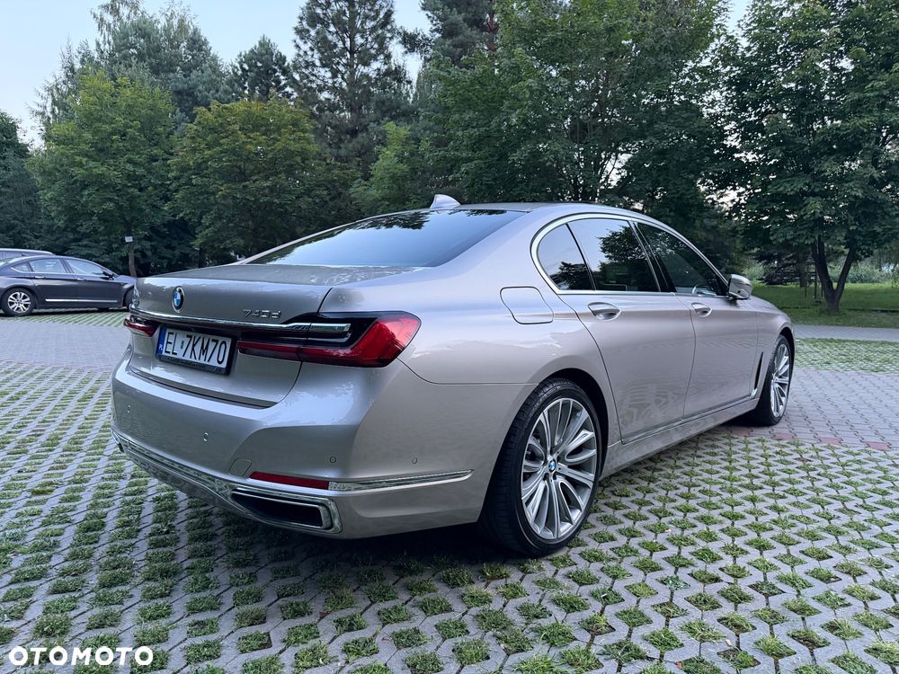 BMW Seria 7 740d xDrive - 6