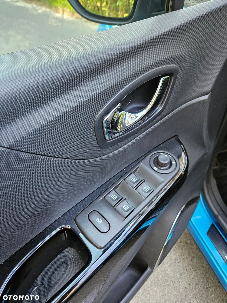 Renault Captur 1.5 dCi Energy Intens - 19