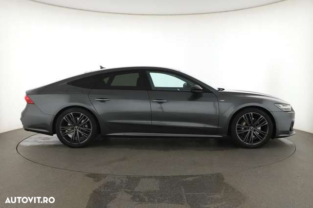 Audi A7 - 8