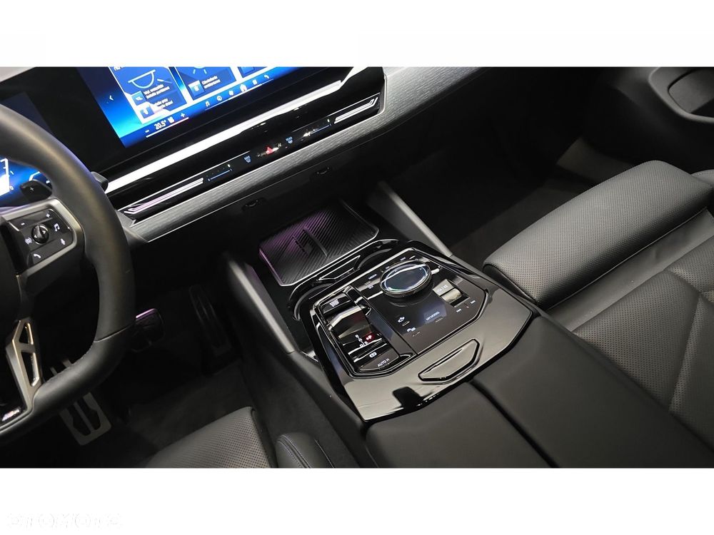 BMW Seria 5 - 22