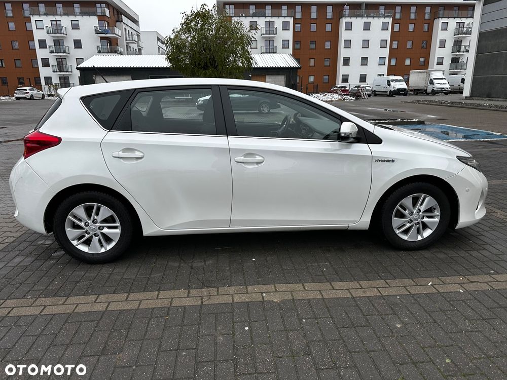 Toyota Auris - 4