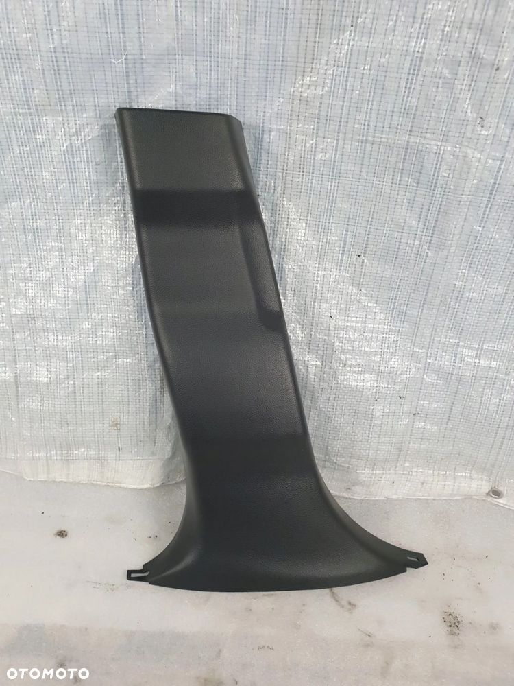 OSŁONA SŁUPKA ŚRODKOWEGO LEWA IMPREZA GP - 2