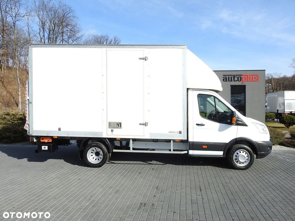 Ford TRANSIT  KONTENER WINDA 8 PALET TEMPOMAT LEDY BLIŹNIACZE KOŁA KLIMATYZACJA  170KM - 8