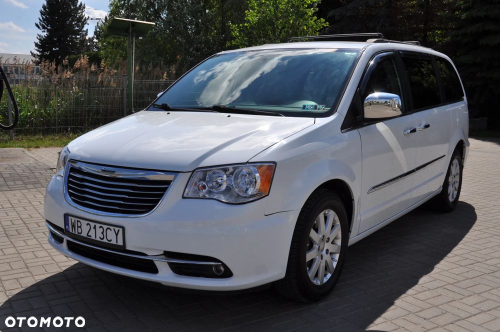 Chrysler Town & Country 3.6 Touring - 4