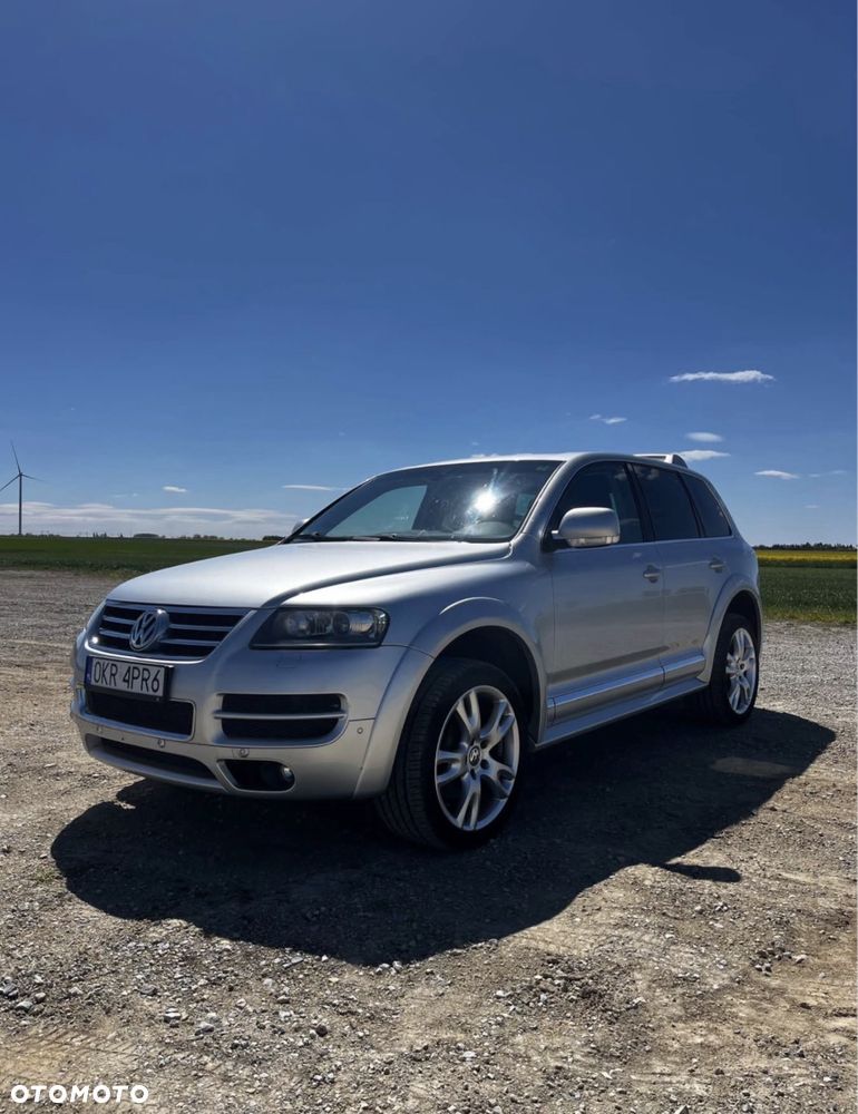 Volkswagen Touareg - 1