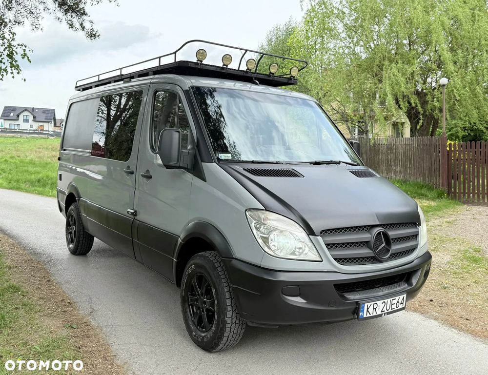 Mercedes-Benz Sprinter - 2