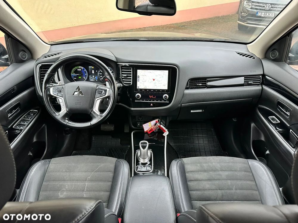 Mitsubishi Outlander 2.4 4WD Diamant - 5