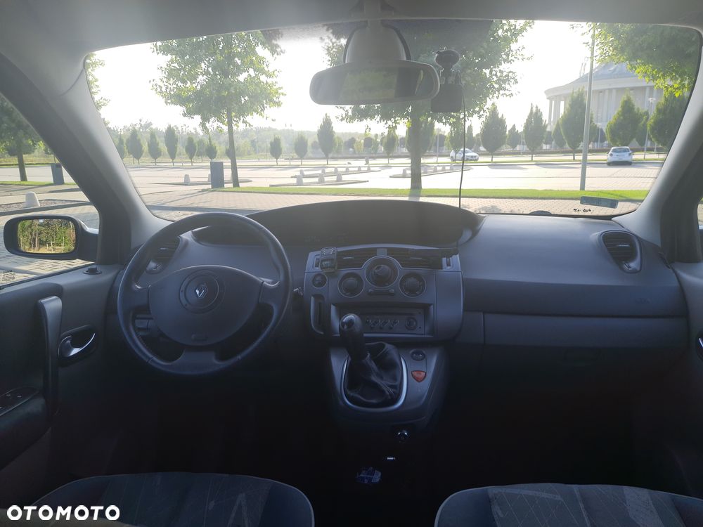 Renault Scenic 1.6 Confort Privilege - 14