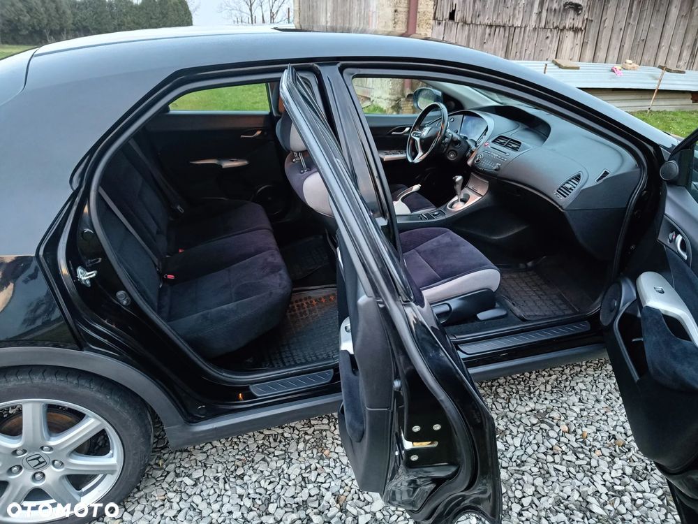 Honda Civic 1.8i-VTEC Sport - 12
