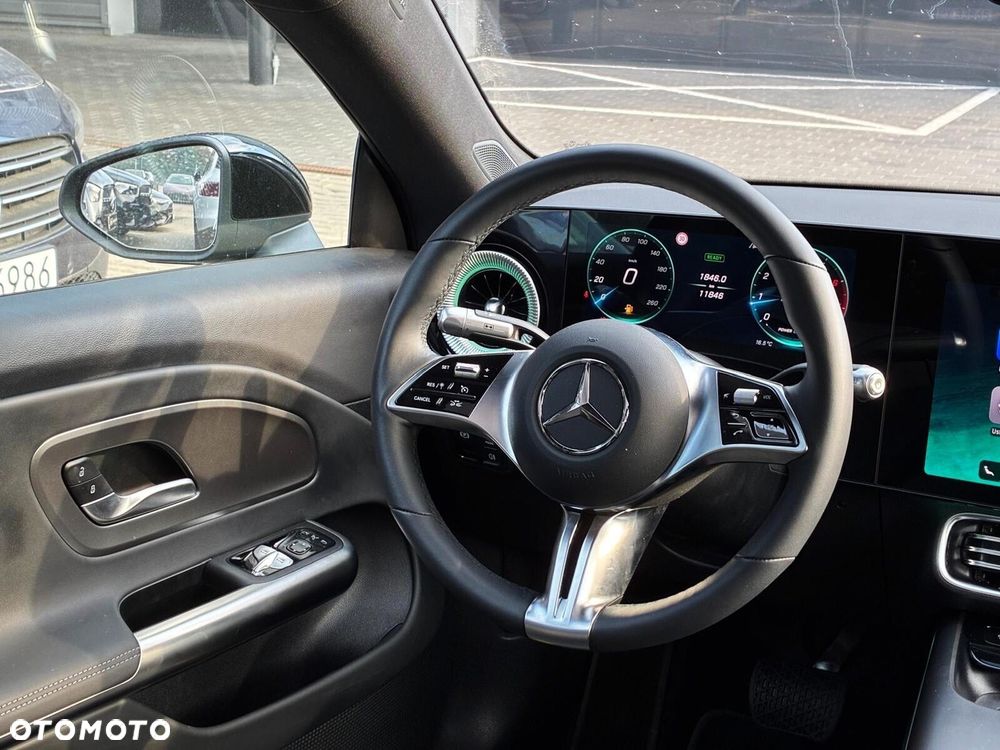 Mercedes-Benz CLA - 18