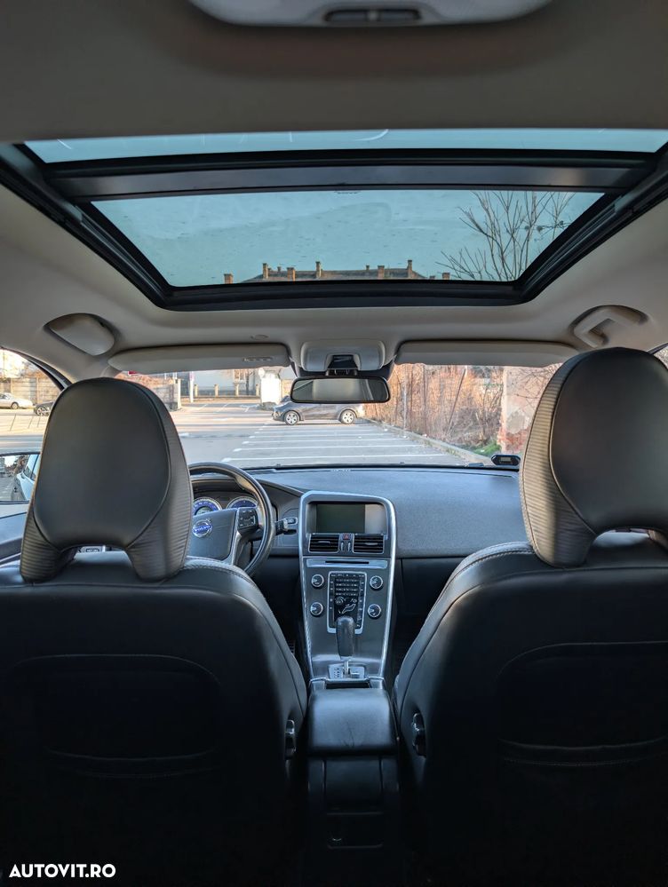 Volvo XC 60 D5 AWD Rdesign - 7